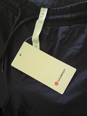 NWT lululemon Size 8 Dark Navy Drawstring Swiftly Tech SS Crew Joggers